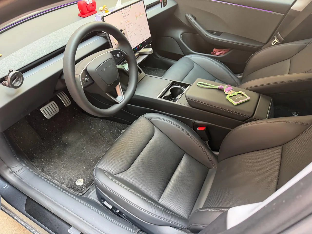 Tesla 2025 Model 3 rear-wheel drive version of automatic transmission 5