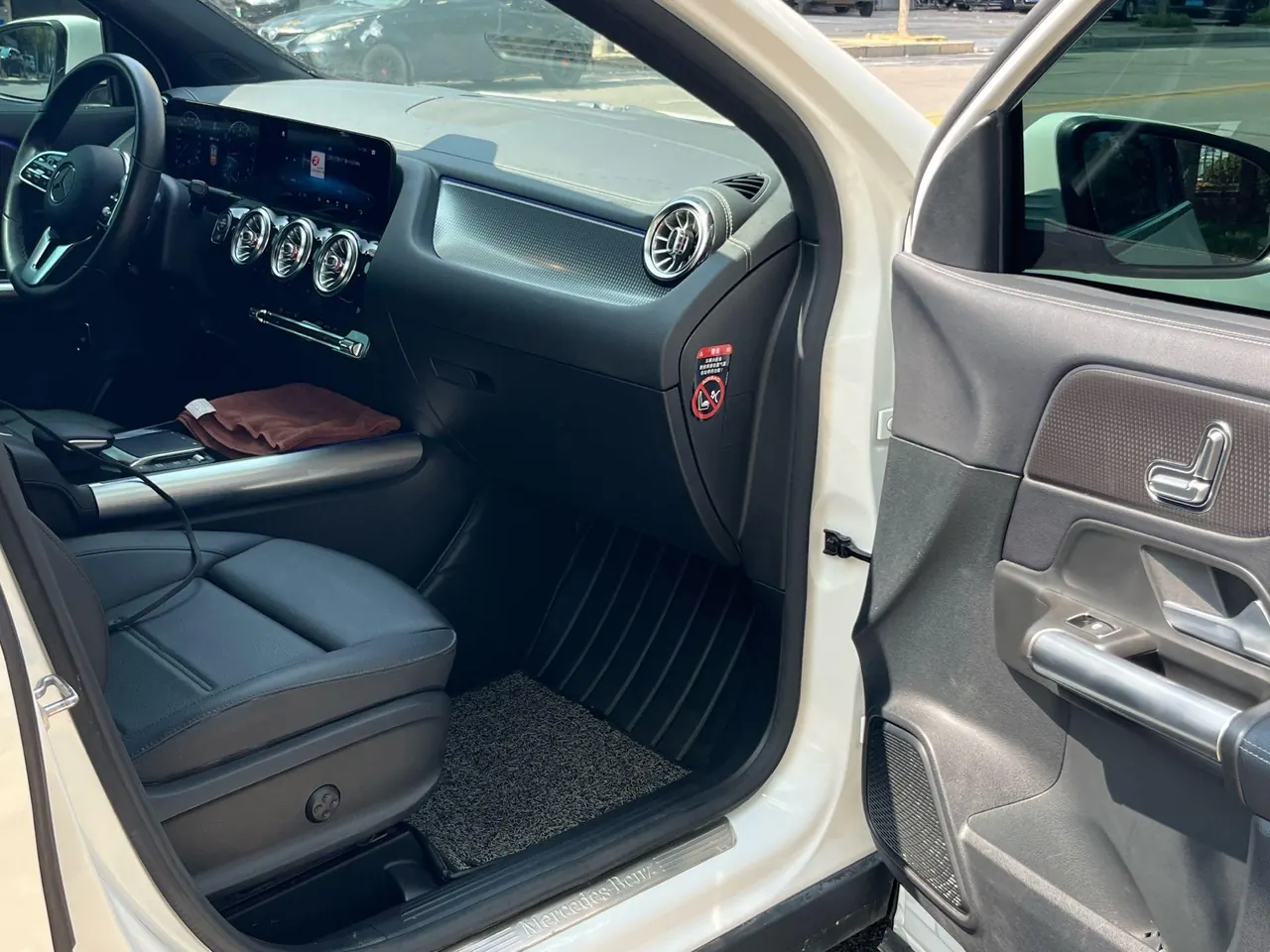 Mercedes Benz 2020 GLA 200 1.3T automatic gear 6