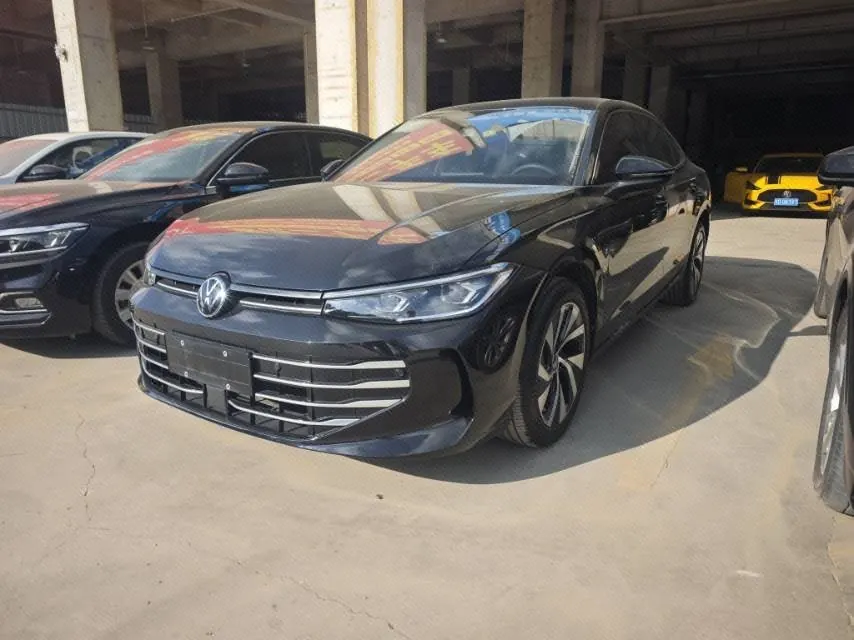 Open image lightbox: Volkswagen 2025 Passat Pro 2.0TSI 380TSI Long Yao Edition Automatic
