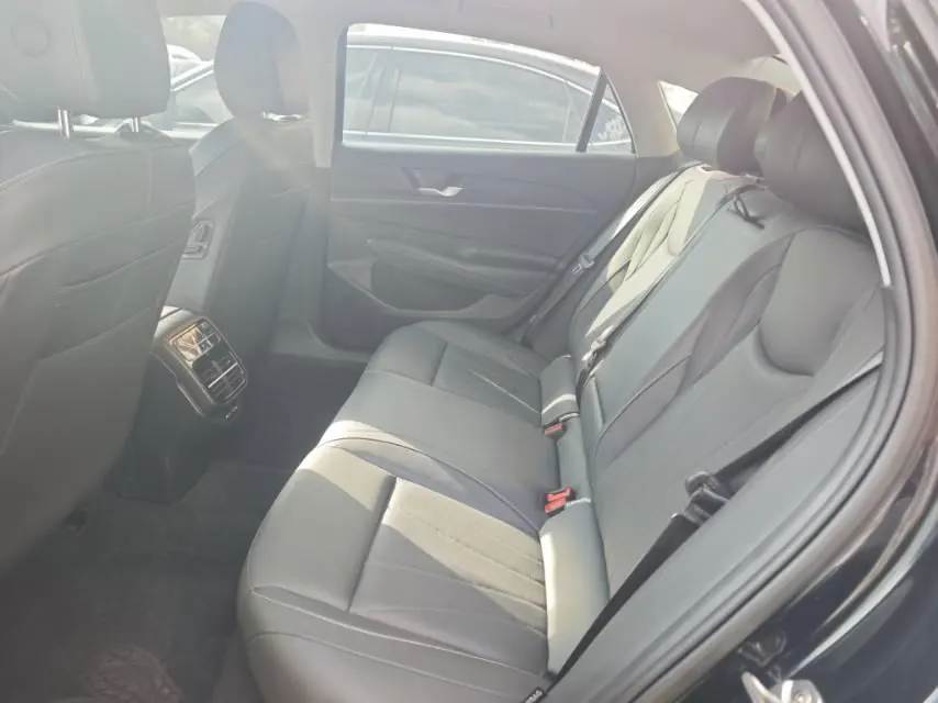 Volkswagen 2025 Passat Pro 2.0TSI 380TSI Long Yao Edition Automatic 6