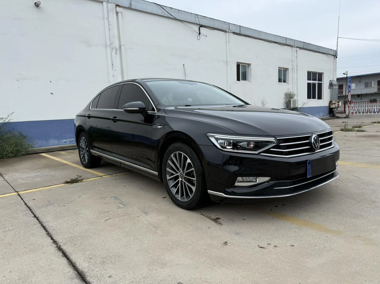 Volkswagen 2020 Magotan 2.0TSI 330TSI luxury automatic transmission 3