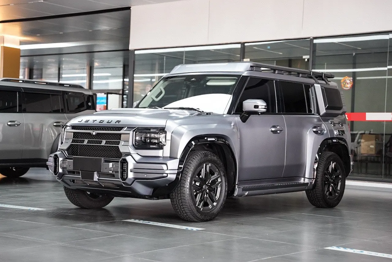 Open image lightbox: Jetour 2025 Traveler 2.0TD 4WD Star Guard Automatic Transmission