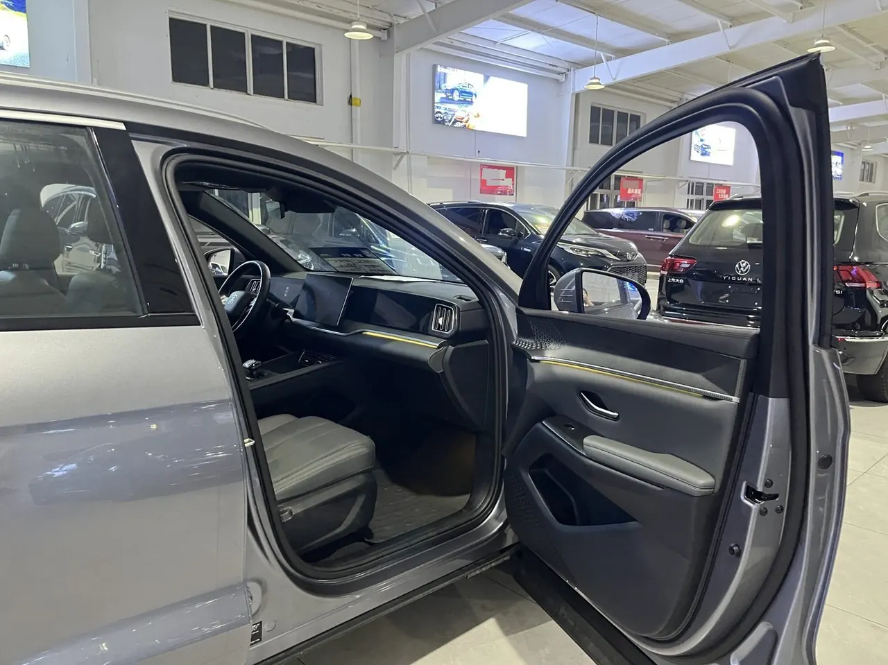 BYD Song Pro New Energy 2025 Song Pro DM-i 1.5 Stepless Smart Driving Edition 115KM Exceed Automatic Gear 6