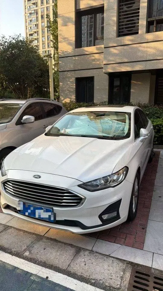 Открыть галерею: Ford 2020 Mondeo 1.5T EcoBoost 180 Fashion Automatic