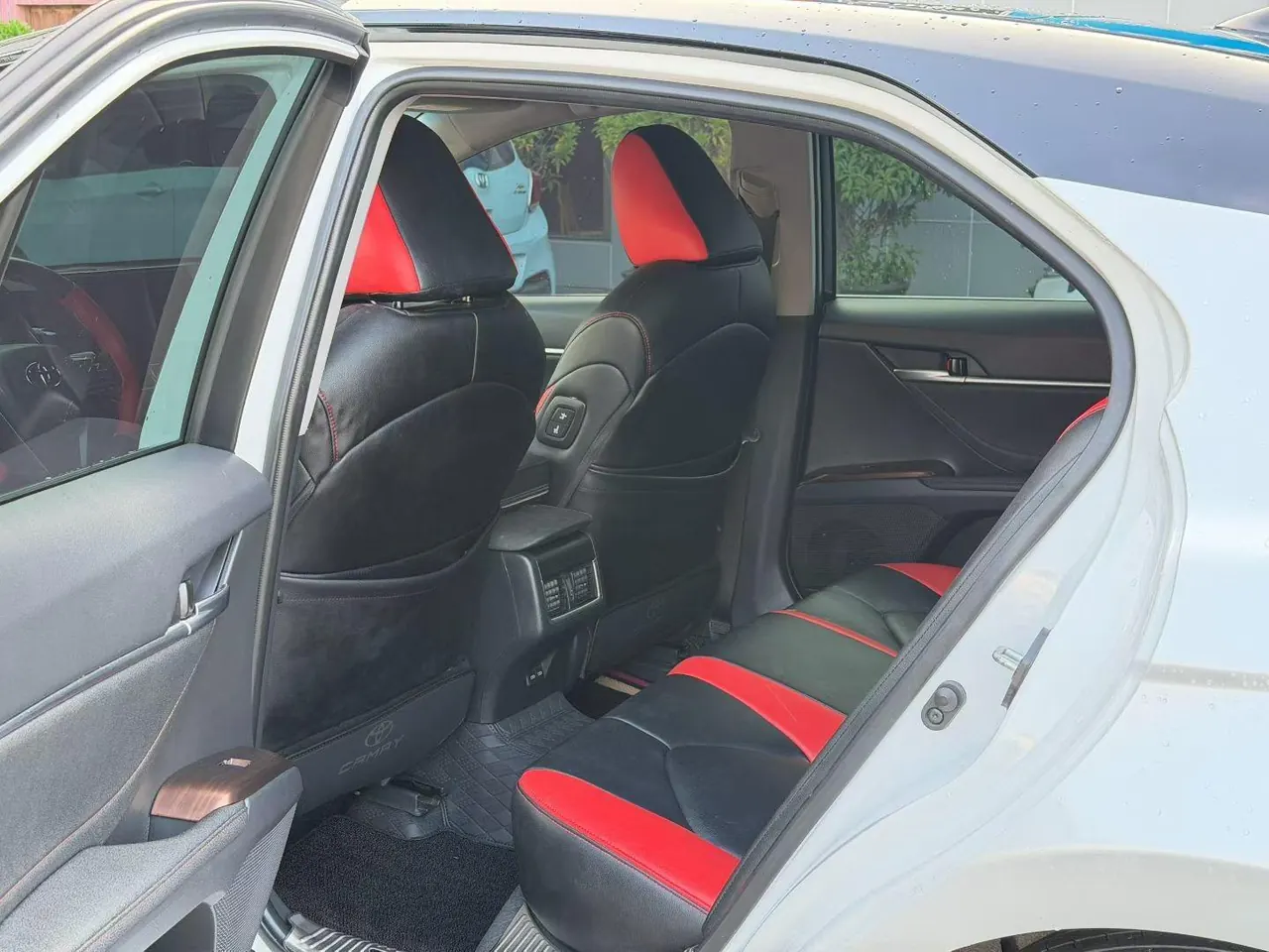 Toyota 2023 Camry 2.5G Deluxe Edition Automatic Gear 5