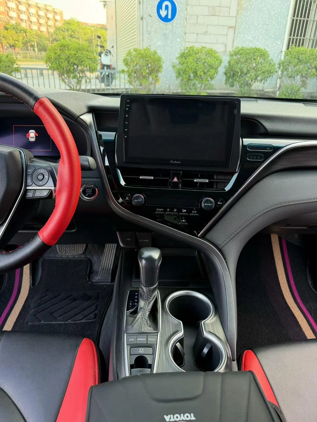 Toyota 2023 Camry 2.5G Deluxe Edition Automatic Gear 7