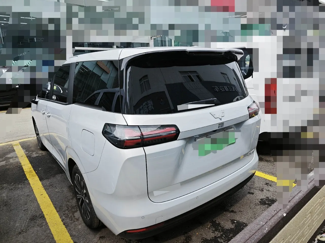WuLing 2025 Starlight 730 500km Luxury Automatic Gear 2