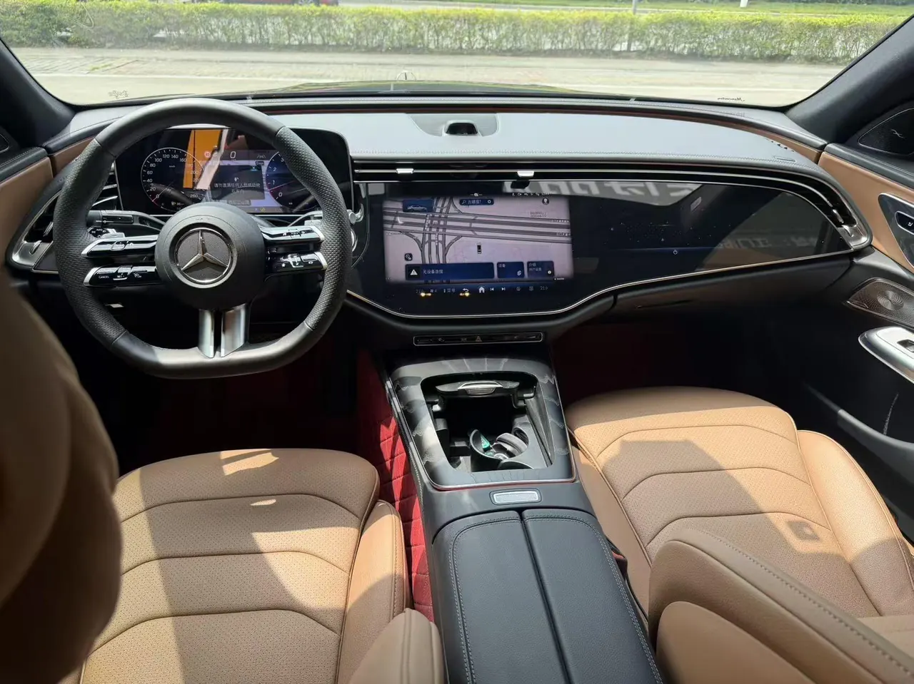 Mercedes Benz E Class 2025 E 300 L 48V 2.0T Luxury Automatic Gear 4