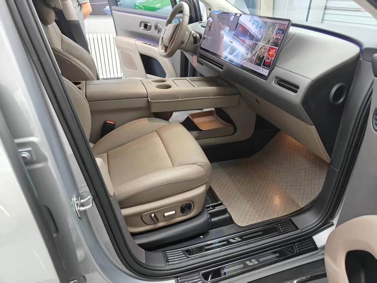 Li 2025 i8 Standard Edition Automatic Gear 4