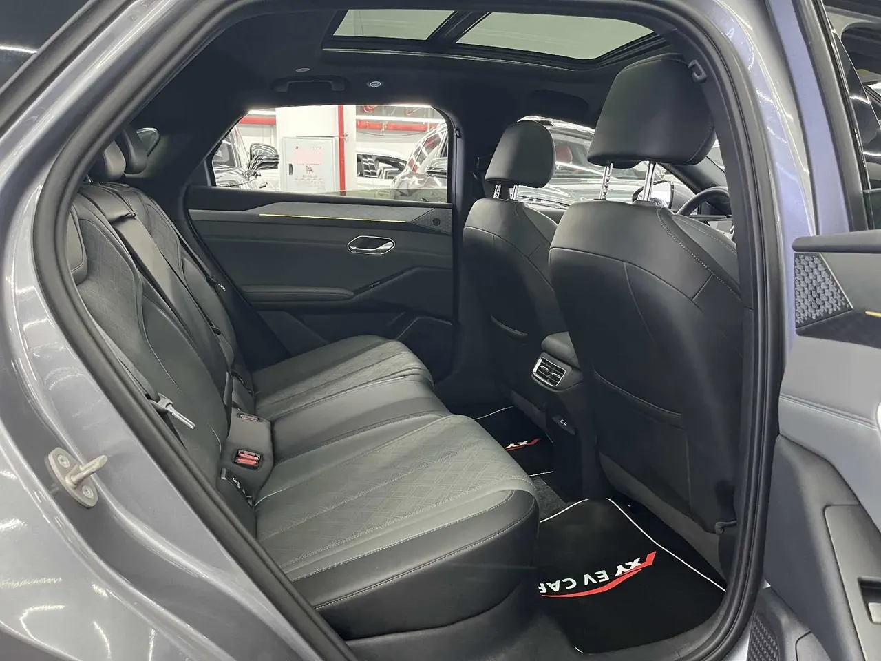 BYD 2025 Qin L EV 545KM cloud chariot type automatic gear 6