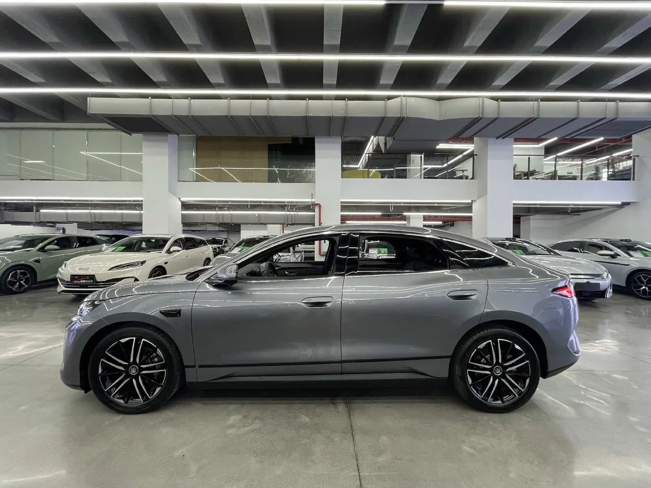 BYD 2025 Qin L EV 545KM cloud chariot type automatic gear 7