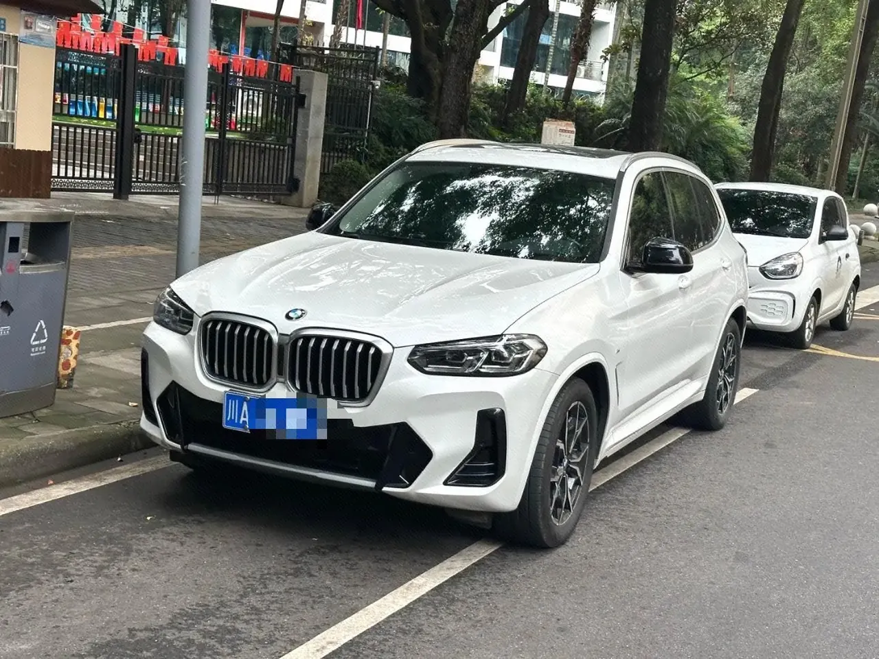 Open image lightbox: BMW 2022 X3 xDrive25i 2.0T M sports suit automatic gear