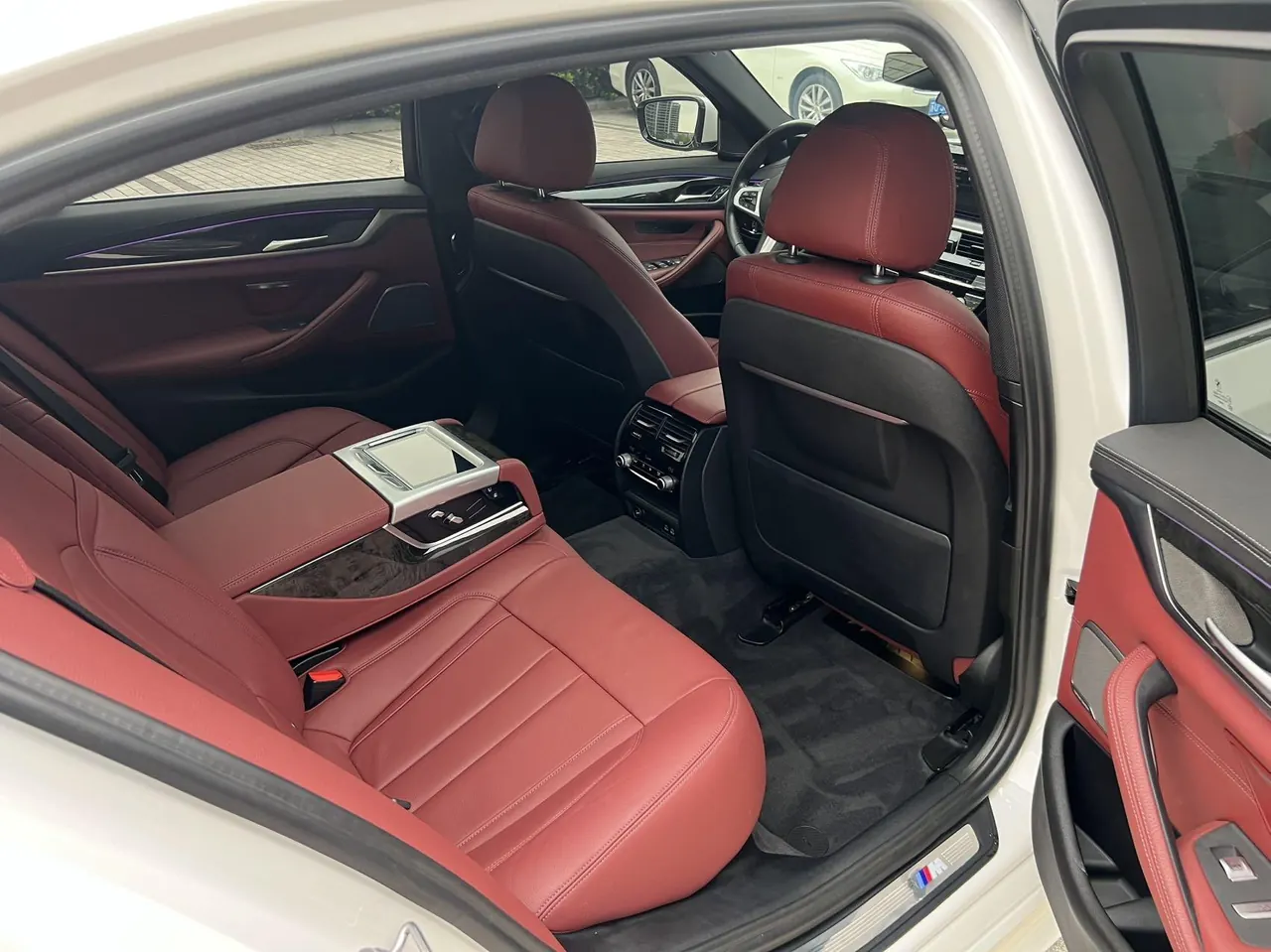 BMW 5 Series 2020 530Li 2.0T Exclusive M Sports Suit Automatic Gear 9