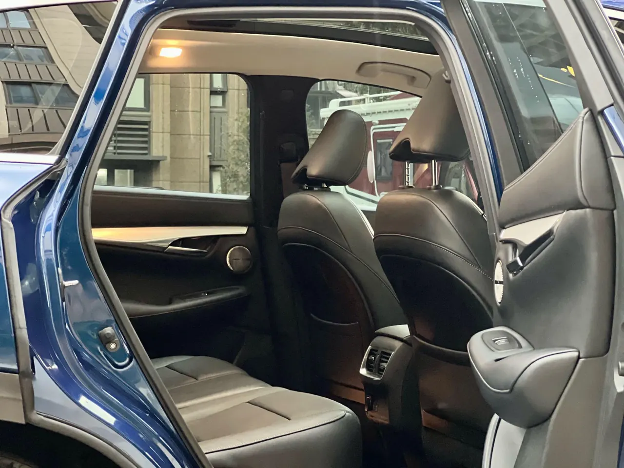 Infiniti 2020 QX50 2.0T Stepless Four-wheel Drive Elite Edition Automatic Gear 14