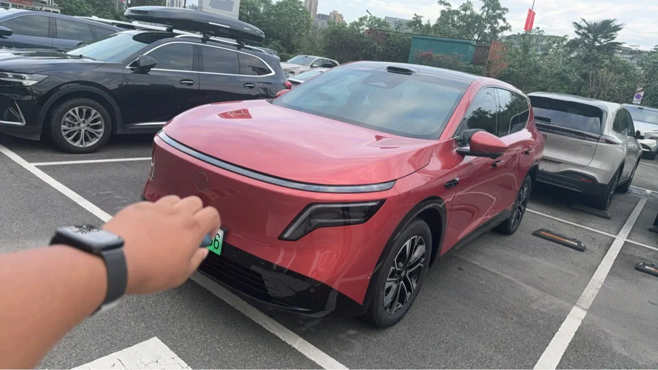 Nissan 2026 NX 8 650 Max Automatic - View 1