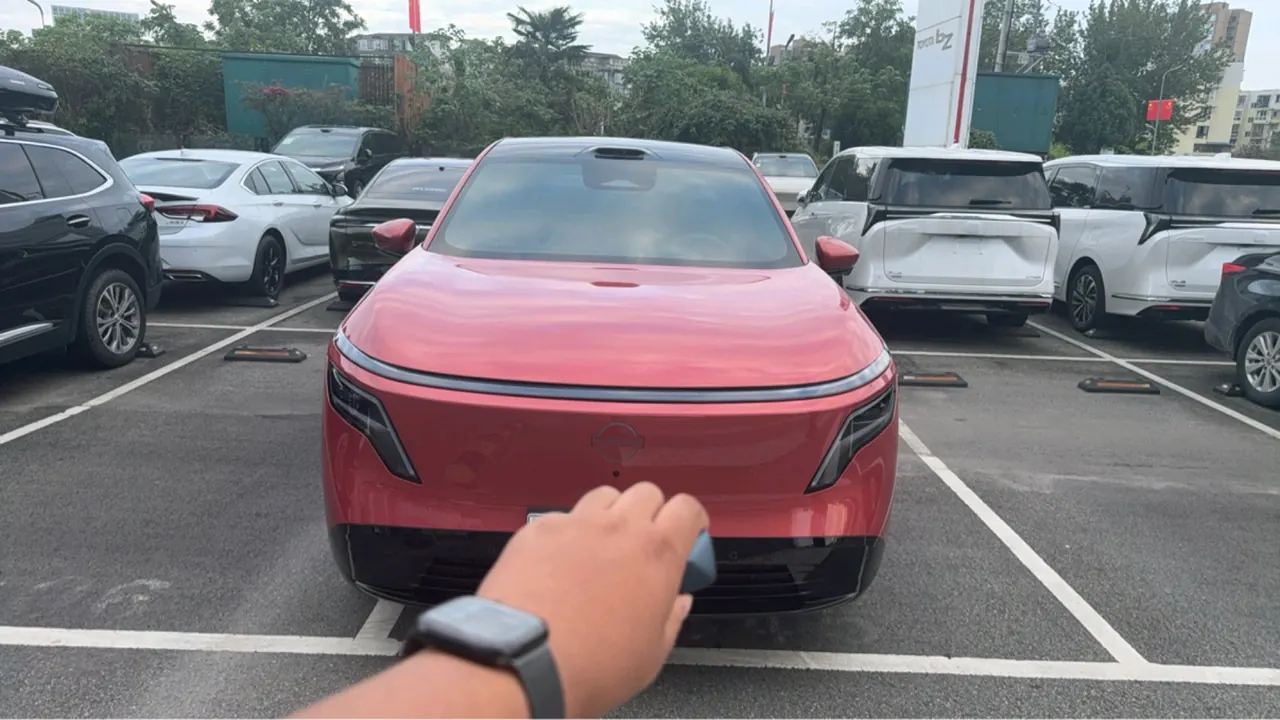 Nissan 2026 NX 8 650 Max Automatic 2
