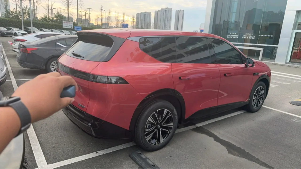 Nissan 2026 NX 8 650 Max Automatic 4