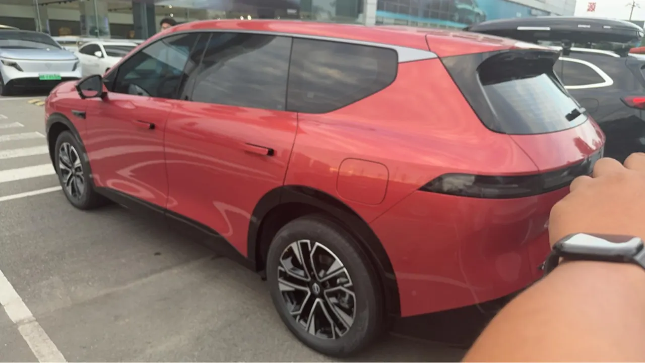 Nissan 2026 NX 8 650 Max Automatic 5