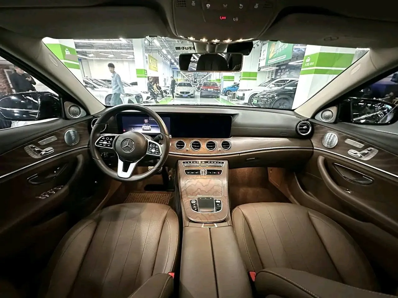 Mercedes Benz E-Class 2020 E 300 L 2.0T Fashion Automatic Gear 5