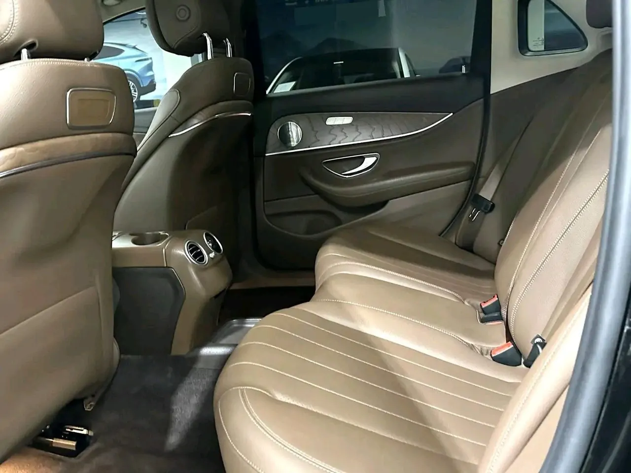 Mercedes Benz E-Class 2020 E 300 L 2.0T Fashion Automatic Gear 6