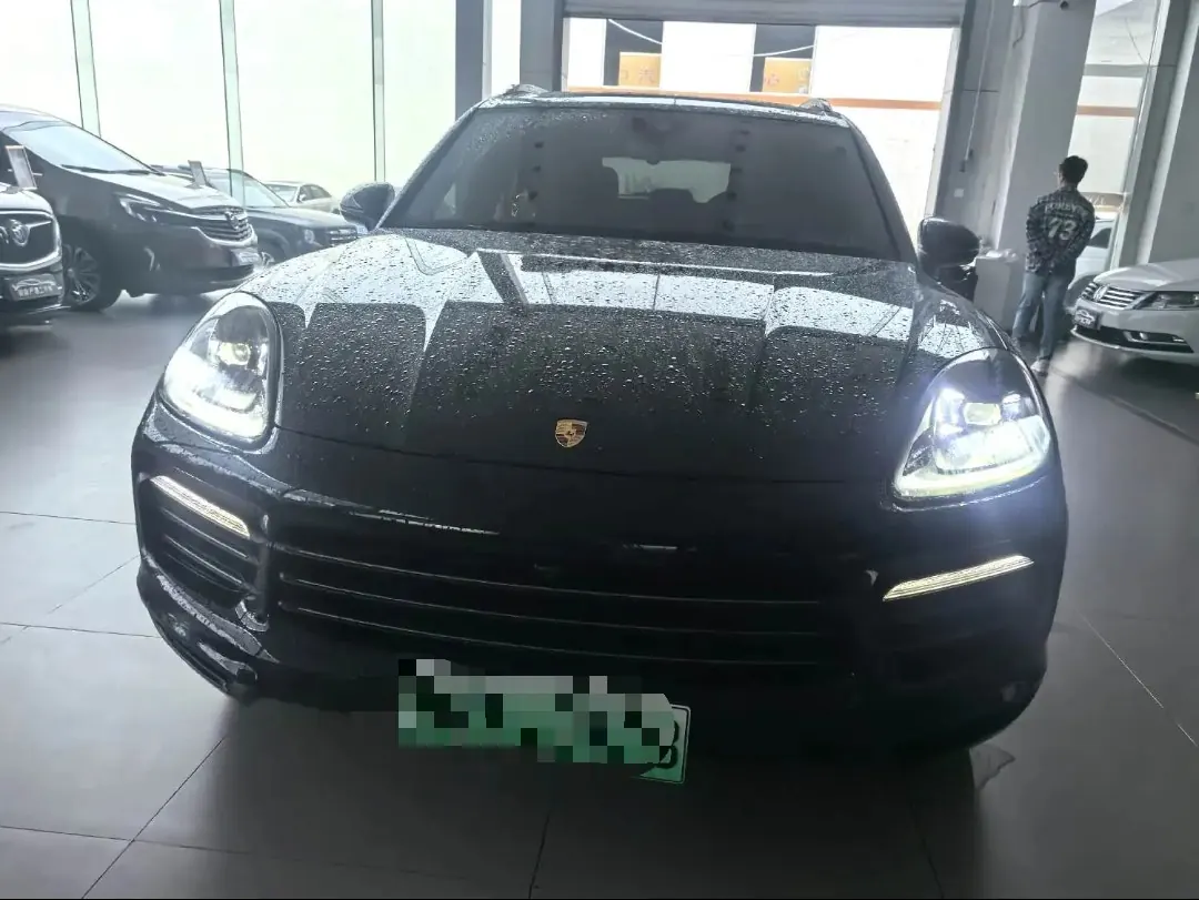 Porsche Cayenne New Energy (Imported) 2023 Cayenne Oil and Electric Hybrid 2.0T Platinum Automatic Gear 2