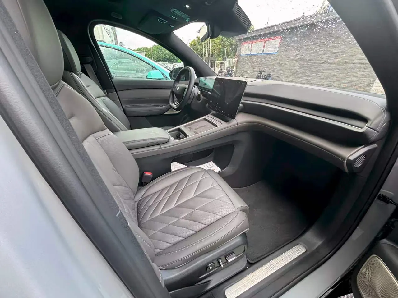 NIO 2025 ES6 75kWh automatic gear 10