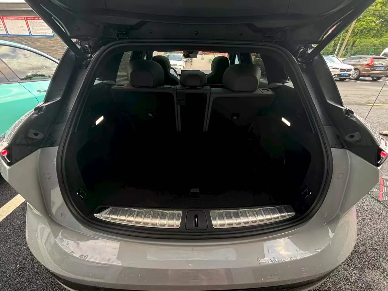 NIO 2025 ES6 75kWh automatic gear 12