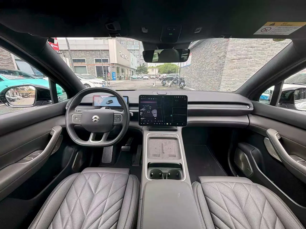 NIO 2025 ES6 75kWh automatic gear 7