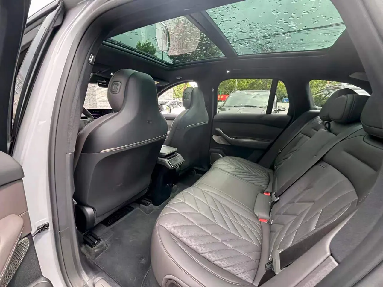NIO 2025 ES6 75kWh automatic gear 8