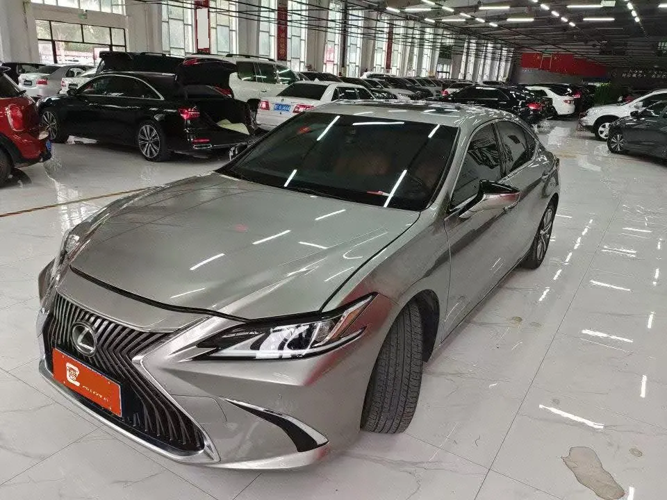 Open image lightbox: Lexus ES (Imported) 2020 ES200 2.0 Stepless Premium Edition Automatic Gear