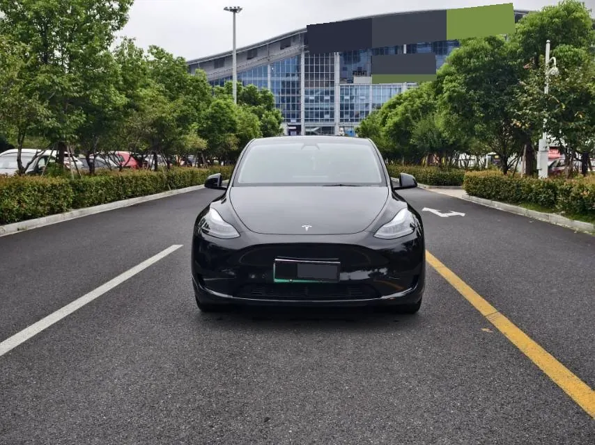 Tesla 2022 Model Y rear-wheel drive version automatic transmission 2