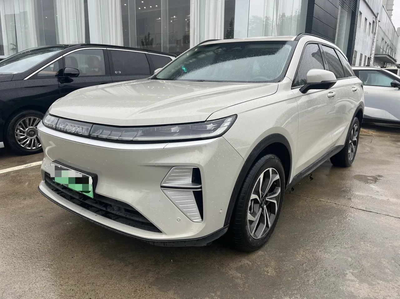 Open image lightbox: Haval 2025 Xiaolong MAX 1.5 Hi 4 165 Ultra Smart Driving Edition Automatic Gear