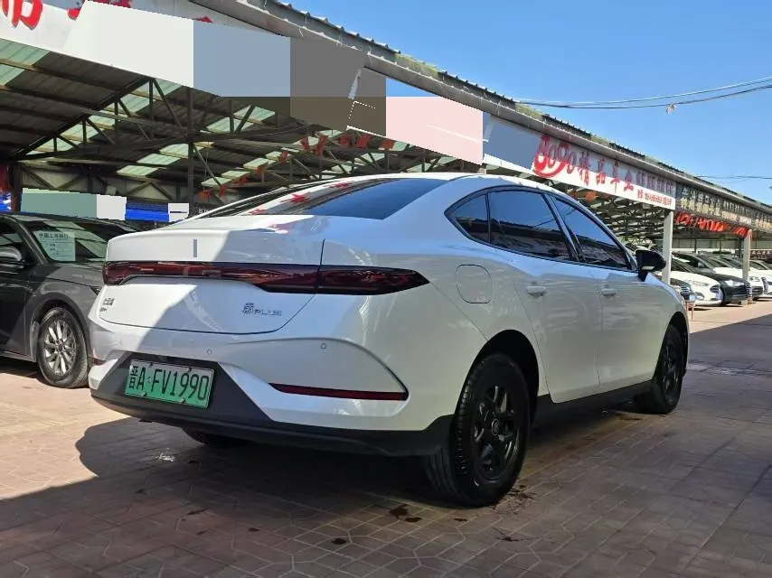 BYD 2026 Qin PLUS DM-i 1.5 CVT 128km Entry-Level Automatic 5