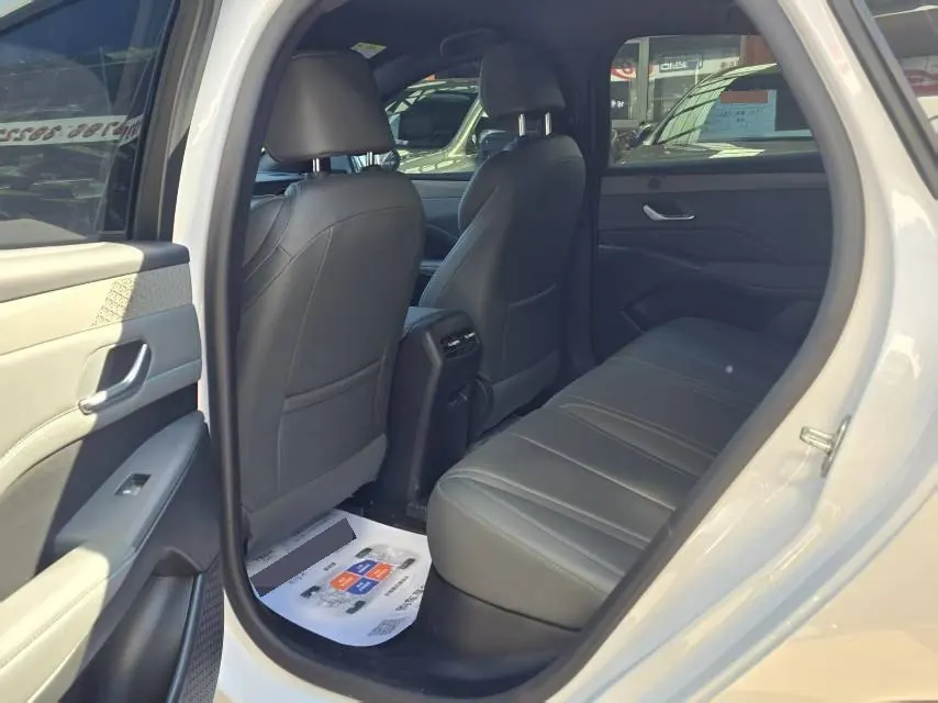 BYD 2026 Qin PLUS DM-i 1.5 CVT 128km Entry-Level Automatic 8