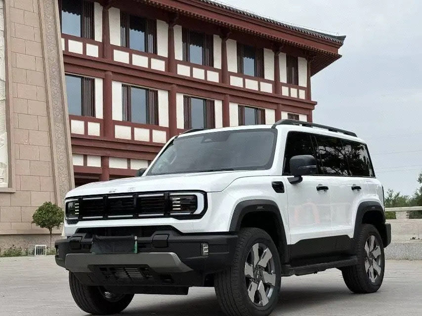 Open image lightbox: Beijing 2026 BJ40e long endurance 201 Max automatic gear