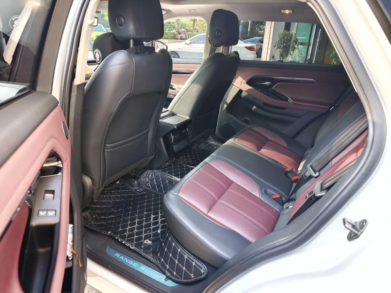 Land Rover 2023 Range Rover Aurora L 48V 2.0T 249PS Corinth Bronze Special Edition Automatic Gear 5