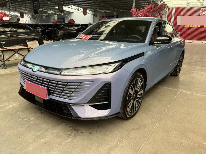 Открыть галерею: ChangAn 2026 Eado 1.5T 500Bar Smart Luxury Automatic