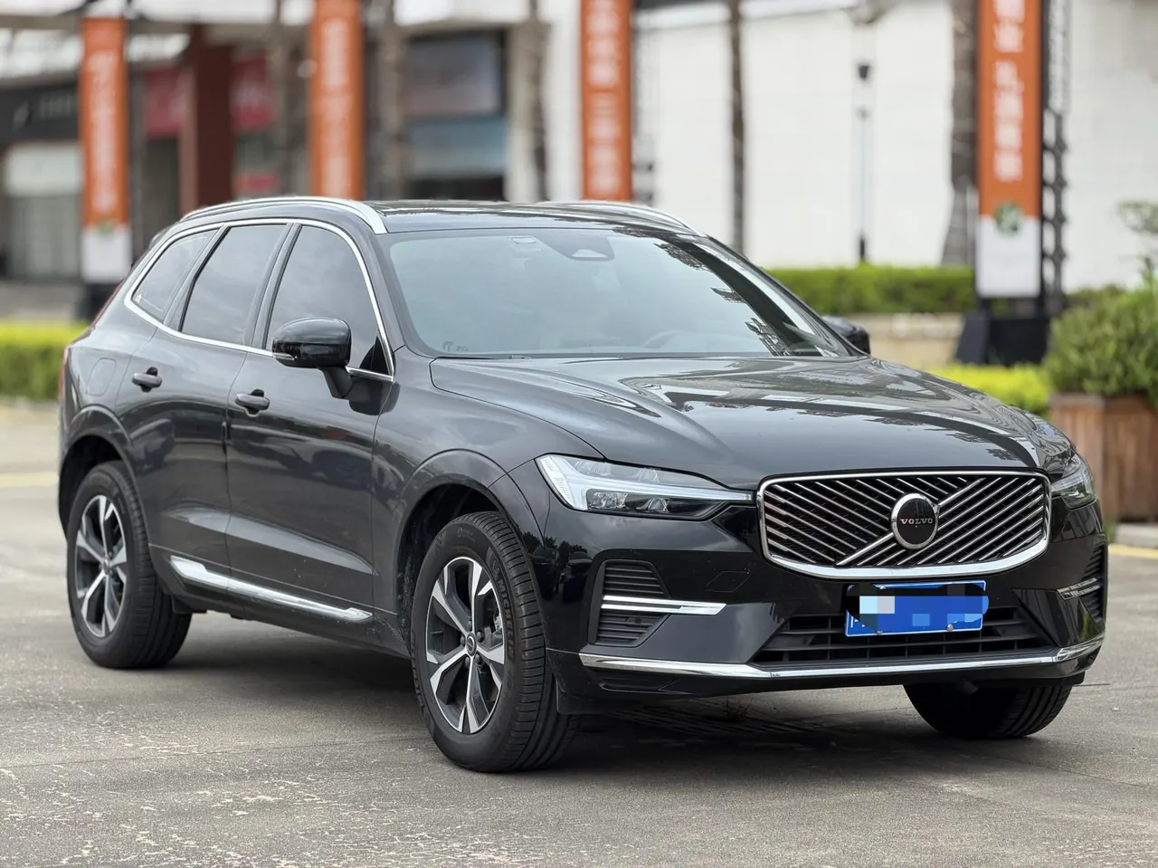 Volvo 2026 XC60 48V 2.0T B5 All-Wheel Drive Intelligent Luxury Edition Automatic Transmission 3