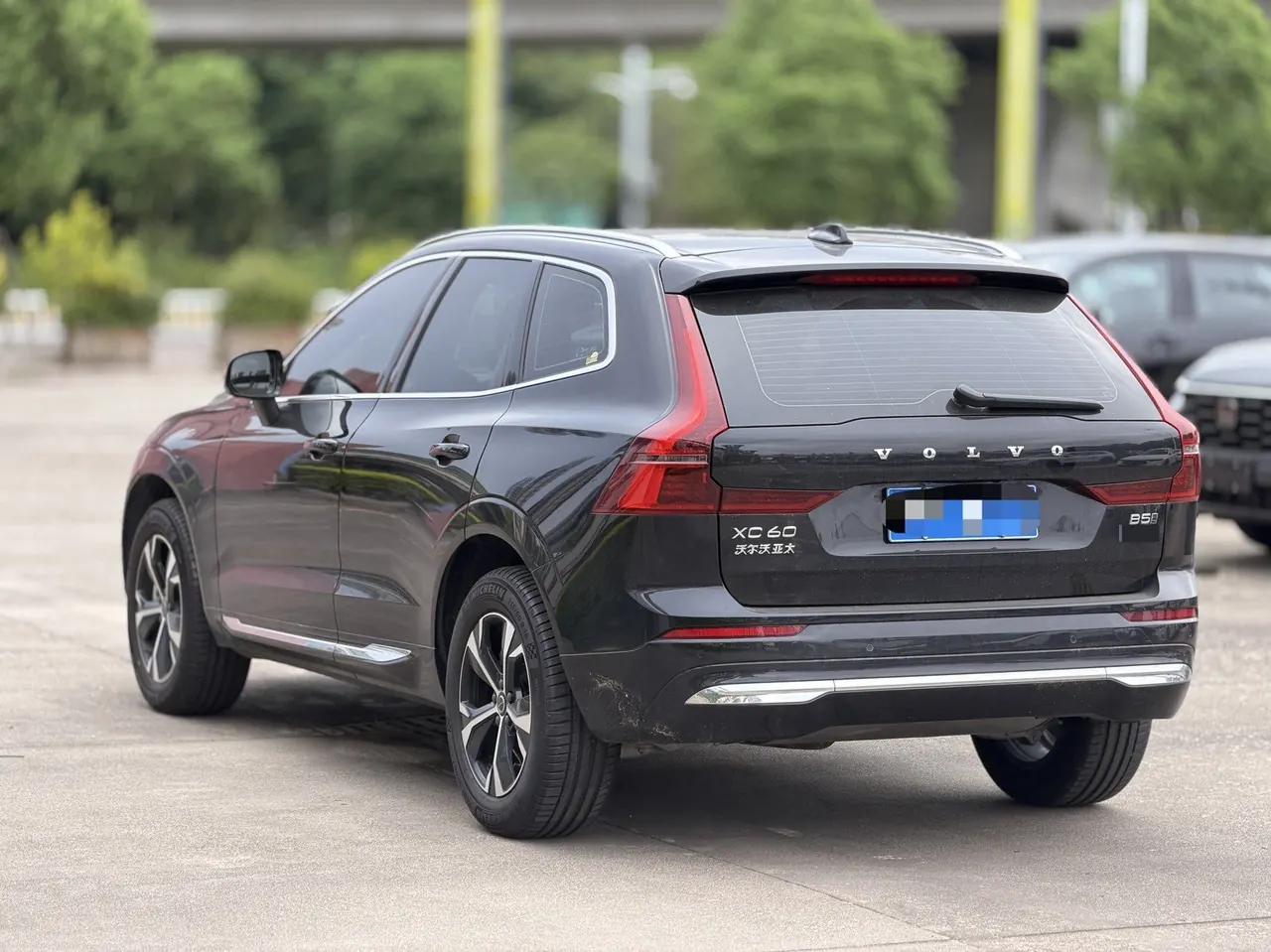 Volvo 2026 XC60 48V 2.0T B5 All-Wheel Drive Intelligent Luxury Edition Automatic Transmission 9