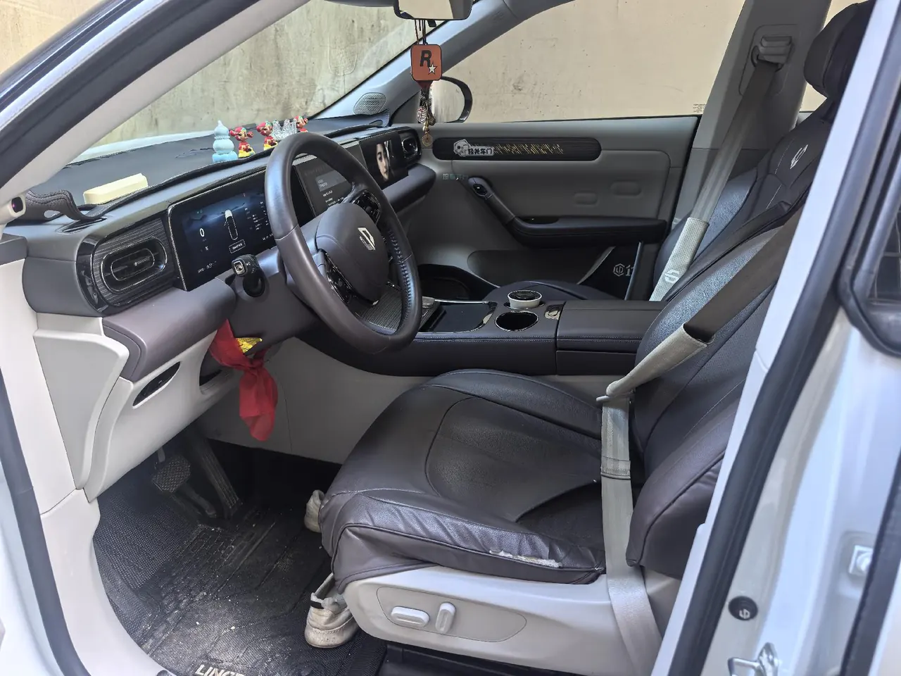 Leapmotor 2023 C 11 500 Smart Edition Automatic Gear 4
