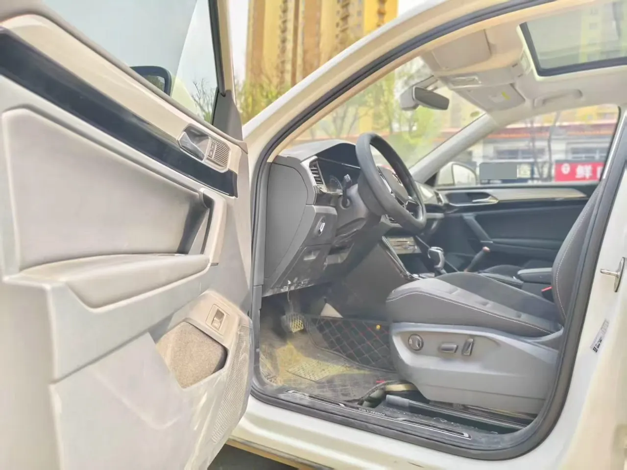 Volkswagen 2023 Tanyue 1.4TSI 280TSI Two-Drive Luxury Plus Advanced Edition Automatic Gear 4