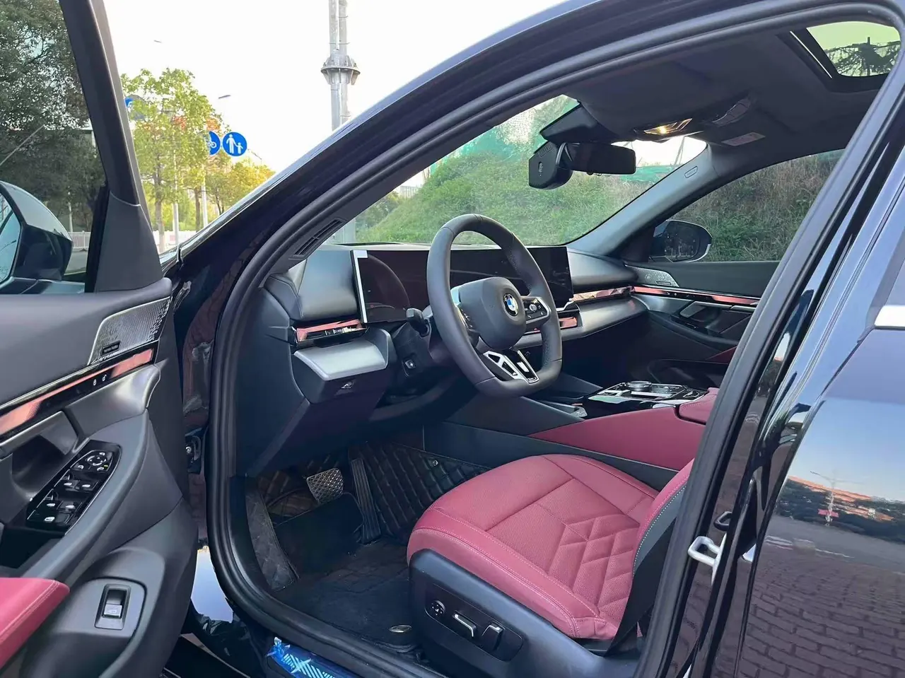 BMW 5 Series 2026 530Li 48V 2.0T Leading M Sports Suit (Modified) Automatic Gear 4