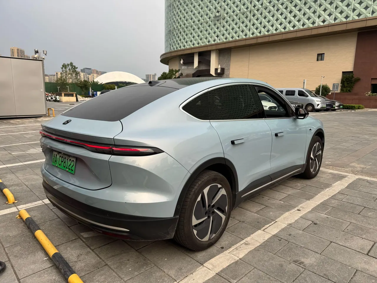 NIO 2023 EC6 75kWh automatic transmission 5