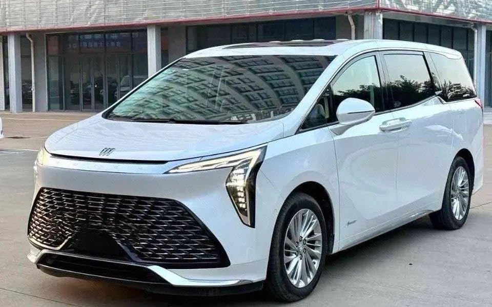 Buick 2023 Century 48V 2.0T Yunshi Edition 6-seat Automatic Gear - View 1