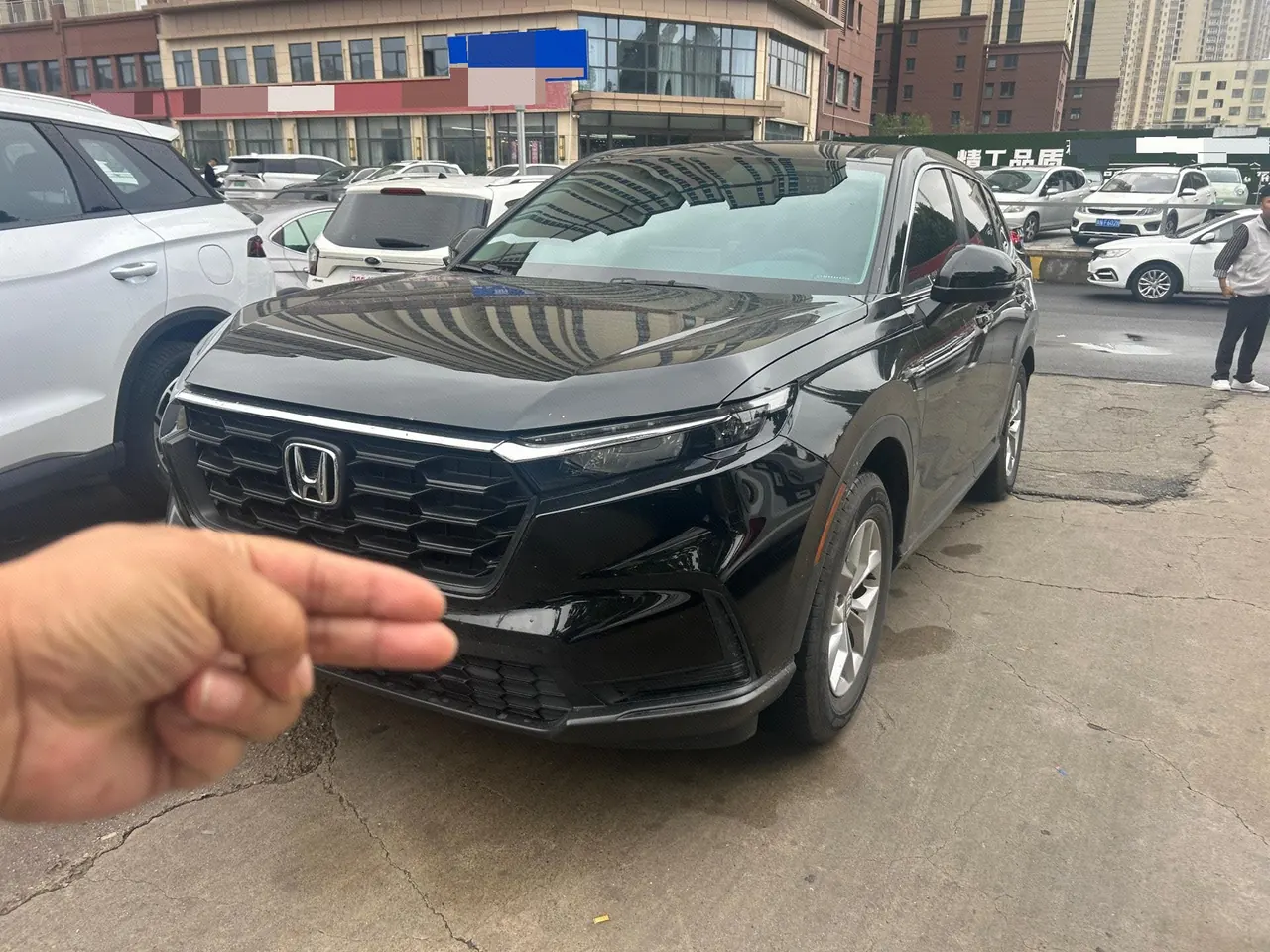 Open image lightbox: Honda 2026 CR-V 1.5T CVT 240TURBO Global 30-Year Legacy Edition Two-Wheel-Drive Active Model Automatic Transmission