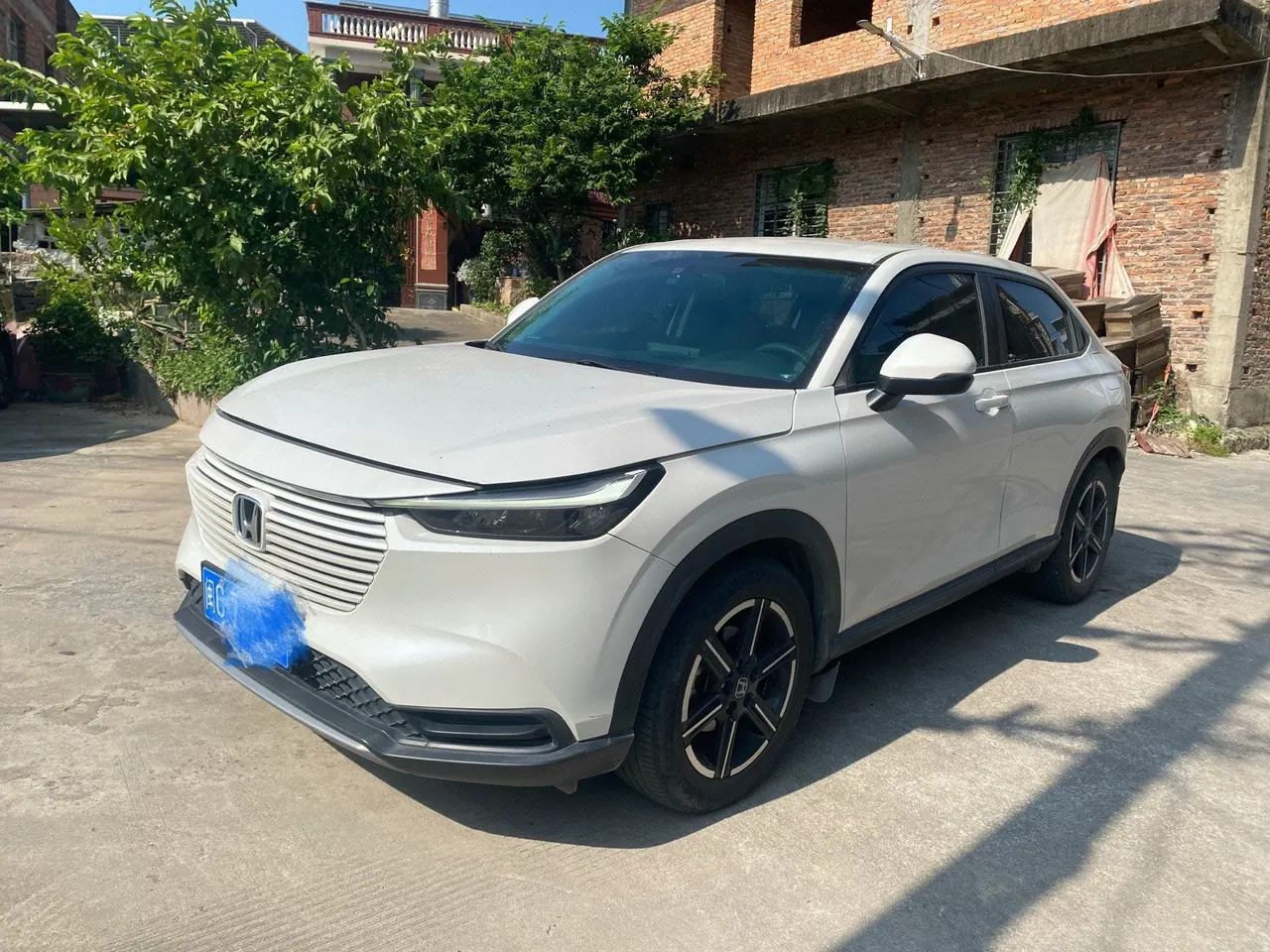 Открыть галерею: Honda 2023 Binzhi 1.5 Stepless Elite Edition Automatic Transmission