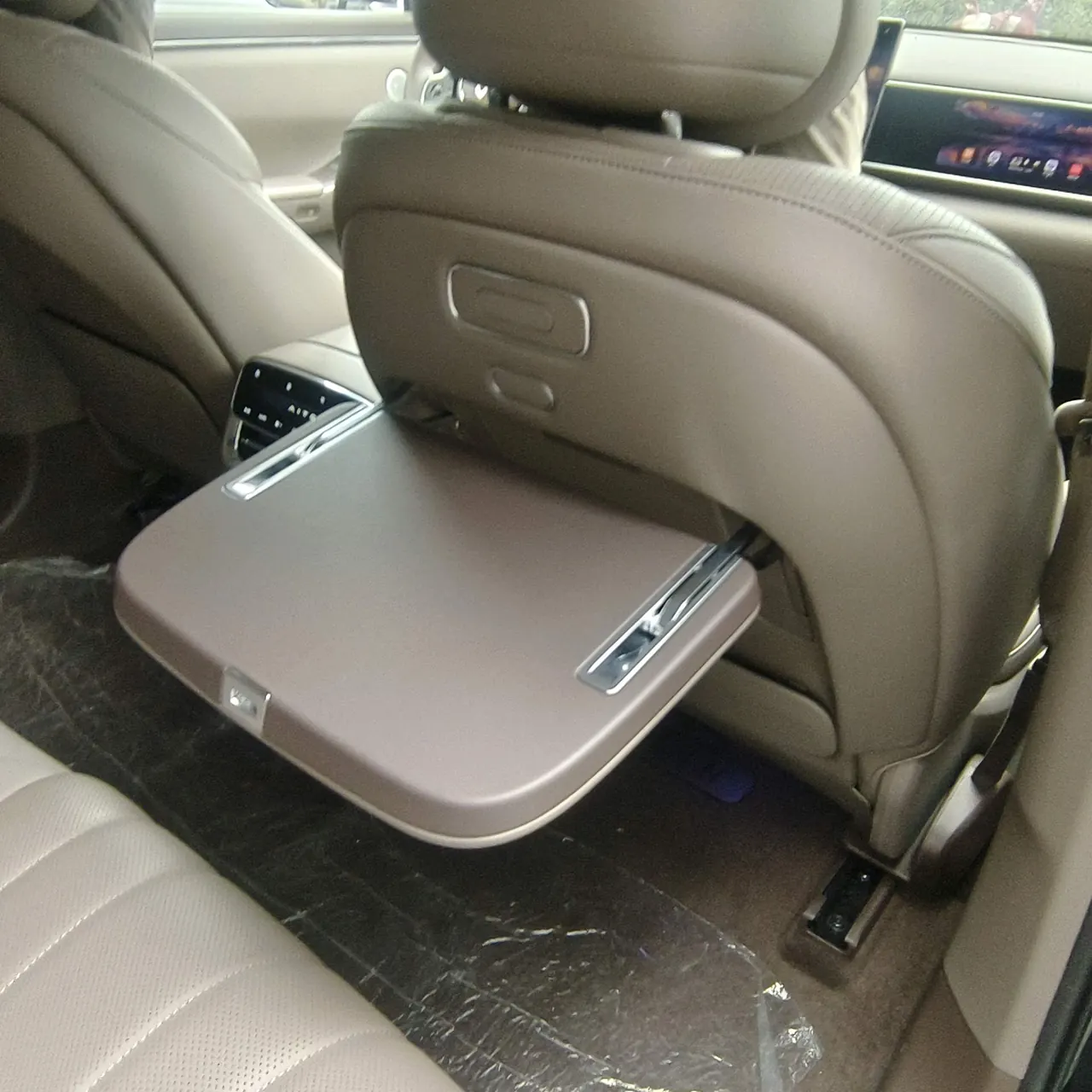 AITO 2026 AITO M7 extended range Ultra 4-wheel drive version 5 (192-line laser Radar) automatic gear 4