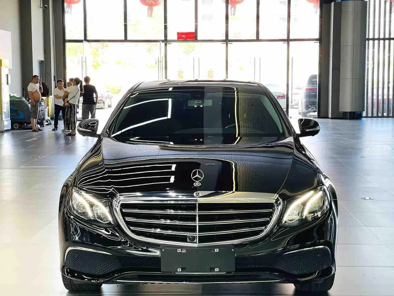 Mercedes Benz E-Class 2020 E 300 L 2.0T Special Edition (Modified) Automatic Gear 2