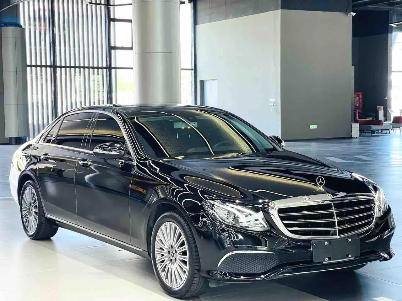 Mercedes Benz E-Class 2020 E 300 L 2.0T Special Edition (Modified) Automatic Gear 3