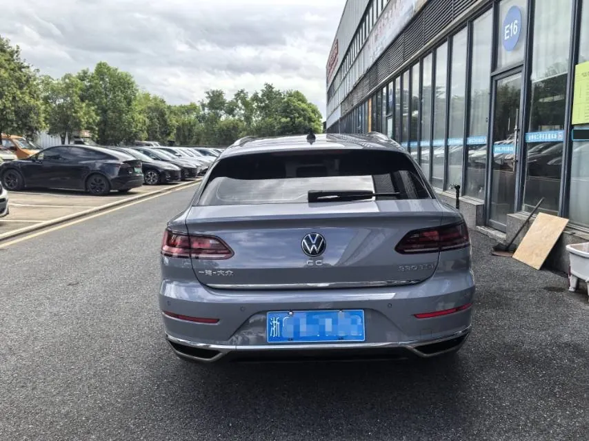 Volkswagen 2023 CC Hunting Car 2.0TSI 330TSI Hunting Edition Automatic Gear 4
